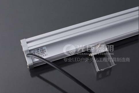 選擇24W大功率LED洗墻燈時要注意哪些？