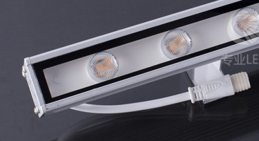 光臣照明打造城市中的“夜巴黎” 絕招在于LED線條燈！