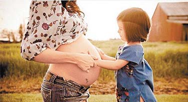 二胎政策落實，生于08年的光臣正式告別獨生時代!