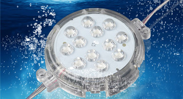 點(diǎn)光源問(wèn)水底燈，我和線條燈一起掉水里你要先救誰(shuí)?