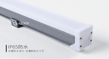 戶外「全彩線條燈」接上多端口控制器燈具無效果變化？